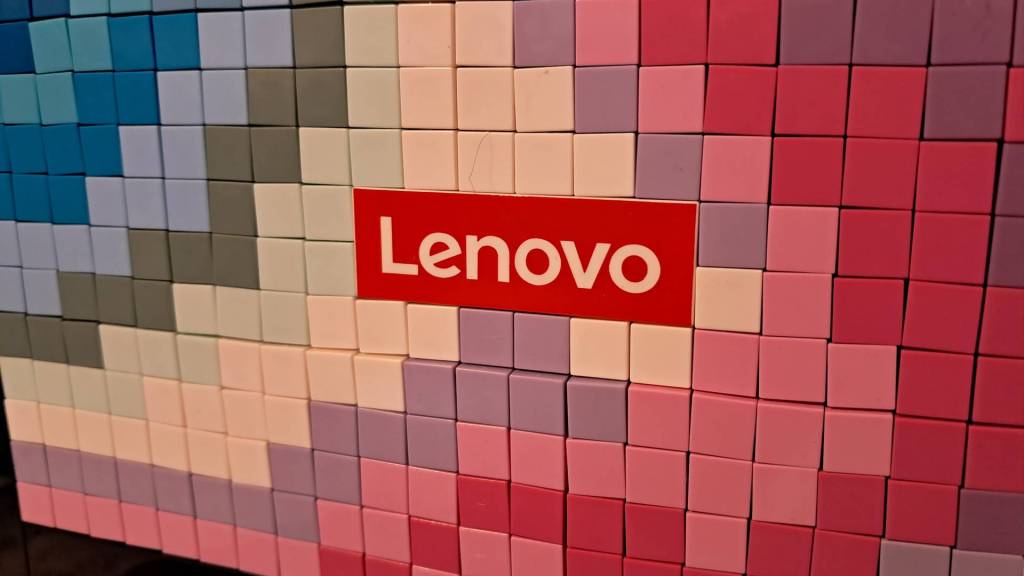 brick laptop lenovo thinkpad screen